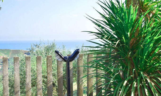 Silvi Paese House | Oceanfront Retreat: Sea View Apartment with Pool Access