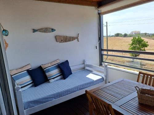 Telheiro Apartment | Oceanfront Apartment Steps from Meia Praia Beach in Lagos