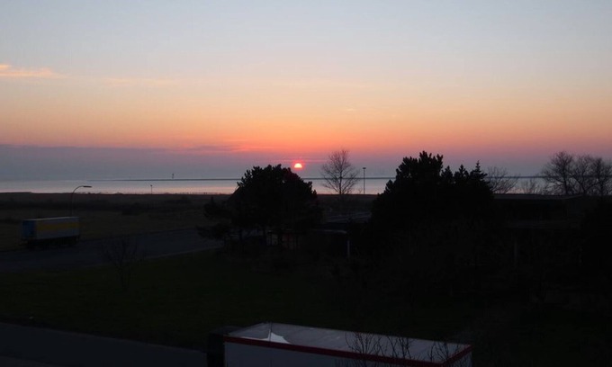 Borkum Apartment | Coastal Retreat: 2-Room Apartment with Kitchen at the Marina