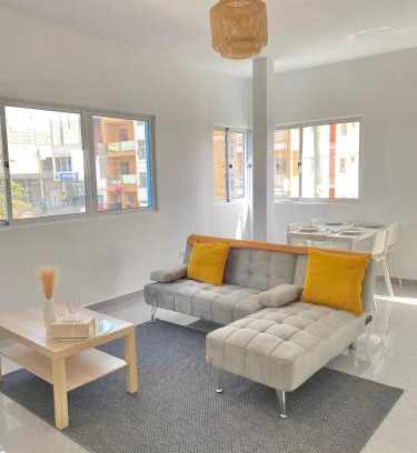 Santa Cruz Apartment | Budget-Friendly Vila de Santiago Apartment with Family Amenities