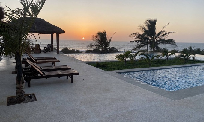 Cap Skirring House | Relaxing Sea View with Beach and Pool Access for Families