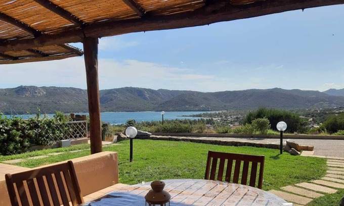 Capo d'Orso House | Ocean View Cottage "The Shell" Near the Beach with Pool