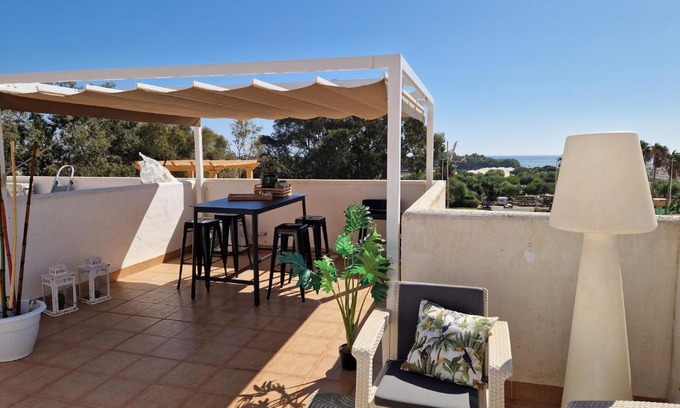 Palomares Apartment | Serene Sea View Hotel with Pool & Child-Friendly Amenities