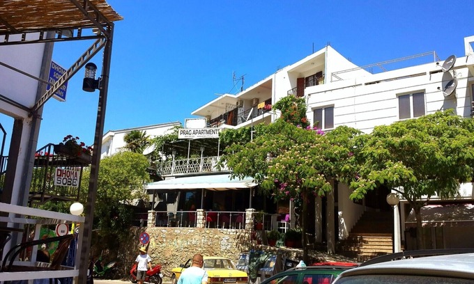 Rana Apartment | Sea View Family Apartments in the Heart of Town
