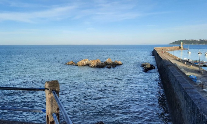 Binic Apartment | Oceanfront Apartment with Pool and Spa near Beaches