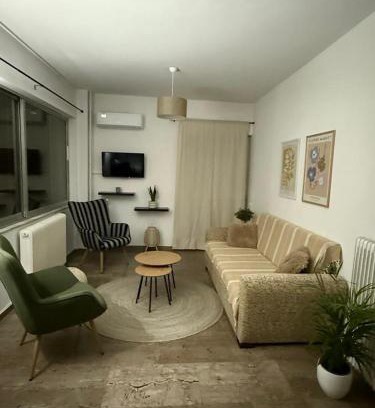 Stylida Apartment | Beautiful Sea View Hotel - Pet and Child Friendly Stay