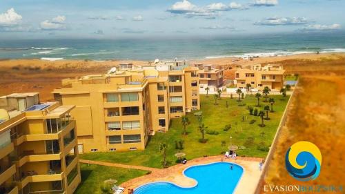 Cherrat Apartment | Cozy Seaview Apartment with Pool & Child-Friendly Amenities