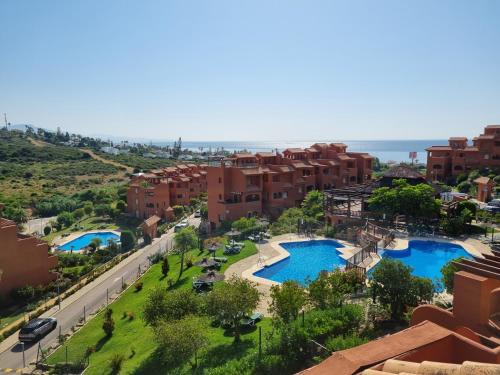 Buenas Noches Apartment | Oceanfront Duplex with Hot Tub at Casa Bella Vista, Estepona