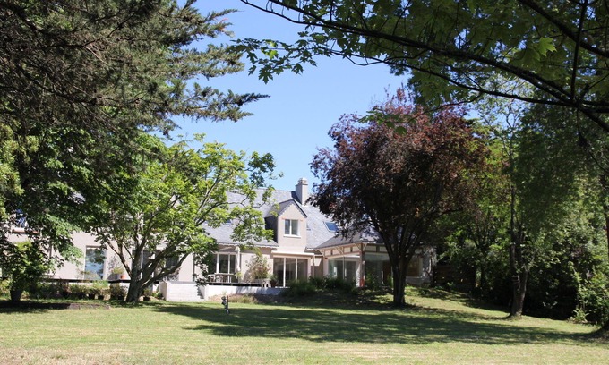 Saint-Nazaire House | Seafront Haven: Ocean View Rental for 2 to 6 Guests
