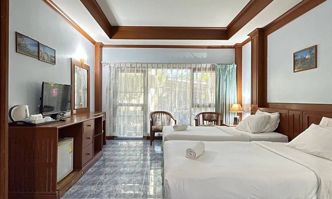 Rayong Hotel | Cozy Sea View Resort Rayong with Breakfast & Family Amenities
