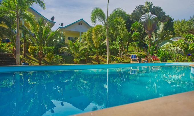 Ko Mak Hotel | Beautiful Sea View Resort with Pool and Spa Amenities