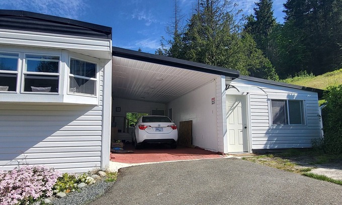 Regional District of Nanaimo Bed & Breakfast | Sea view stay