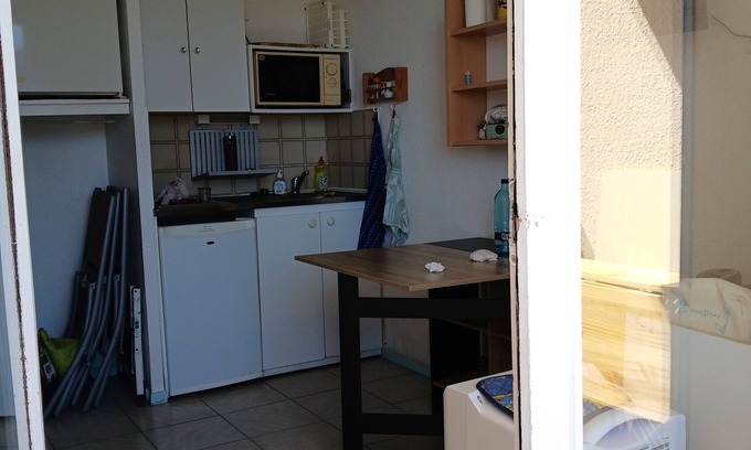Leucate Apartment | Sea view with no road to cross