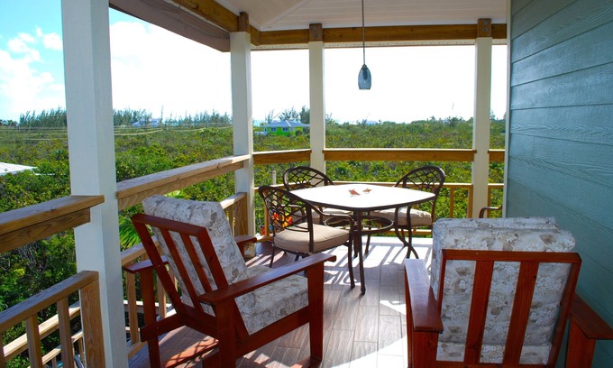 Morris Settlement House | Relax with Ocean Views Steps from the Beach - Guest Rated 9.8