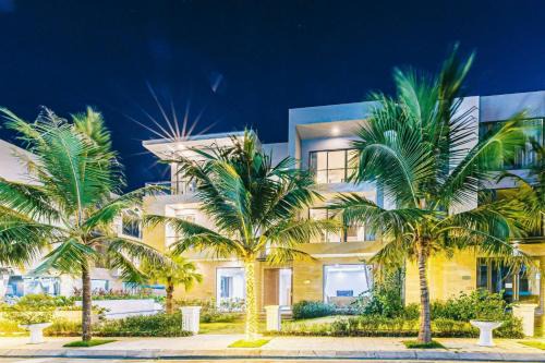 Sam Son Apartment | Relax at Sea Villa FLC Sầm Sơn with Oceanfront Amenities
