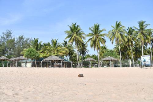 Nilaveli Hotel | Relax at Sea Way Hotel with Oceanfront Views & Breakfast
