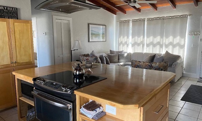 Ormond-by-the-Sea House | Seabatical Bungalow: Guest Rated 9.8 with Oceanfront Views