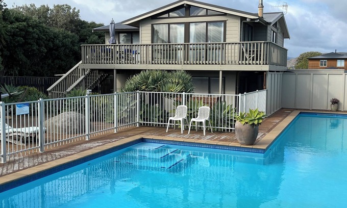 Waikanae House | Seabreeze@Longshore: Pool, Spa & Tennis by the Beach!