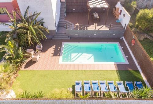 Sao Pedro da Cadeira House | Seabreeze Vista Mar: Oceanfront Retreat Near Ericeira