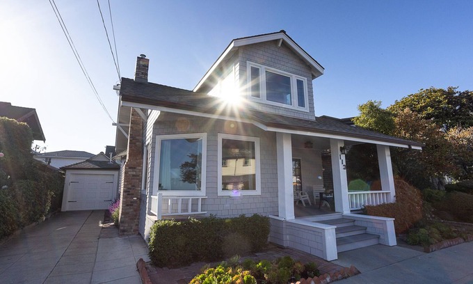 Seabright House | Beachfront Bliss at Seabright Beach House - Rated 9.6/10