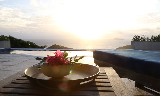 Union Vale Villa | Seacliff Villa: Ocean Views, Pet Friendly & Guest Rated 10/10