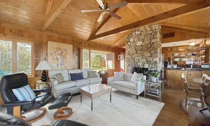 Cape Neddick House | Seacoast Sanctuary: Family-Friendly Coastal Retreat