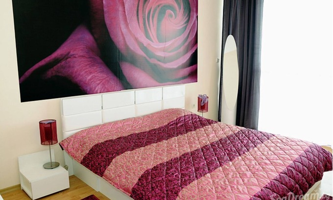 Varna Apartment | Cozy SeaDream Rental: Boutique Style with Ocean Terrace