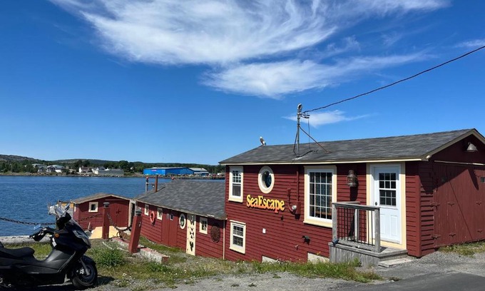 Bay Roberts Bed & Breakfast | Beachfront Bliss at SeaEscape Wharf - Rated 10/10 by Guests