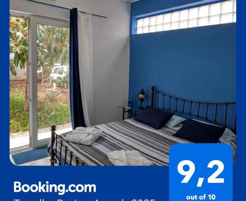 Galaxidi House | Seafarer's Suite: Oceanfront Haven with 4-Star Comfort