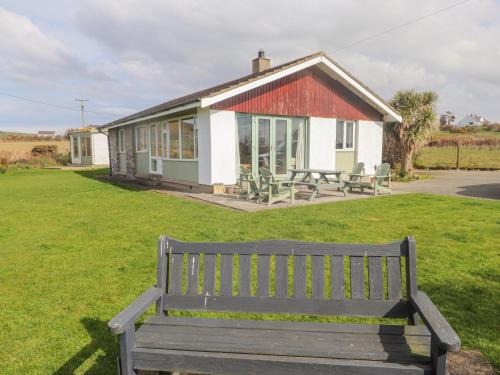 Cylch-Y-Garn House | Seafield