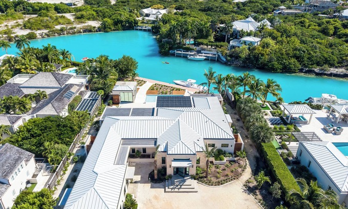 Leeward Settlement Villa | SEAFOAM CAY. New Luxury on the water with Gym. Swim, snorkel, sail, boat dock