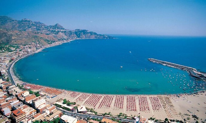 Porticato Apartment | Oceanfront Apartment with Panoramic Ocean Views