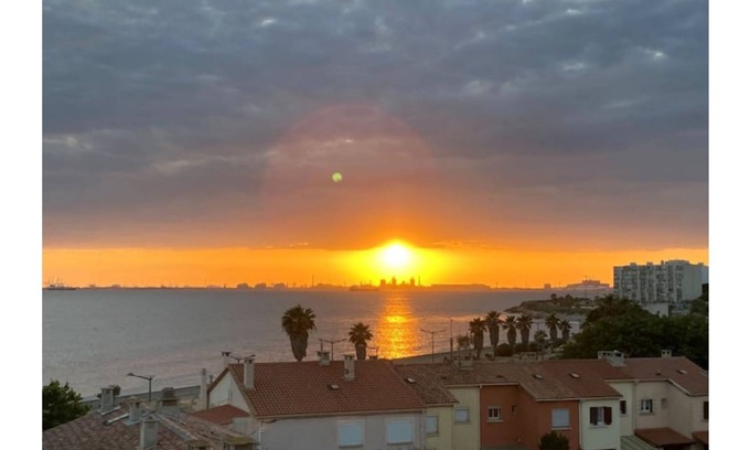 Port-de-Bouc Apartment | Seafront Apartment with Family-Friendly Amenities