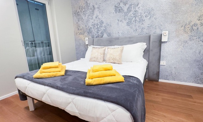 Chioggia Apartment | Modern Farmont Suite with Seafront Views & Family Amenities
