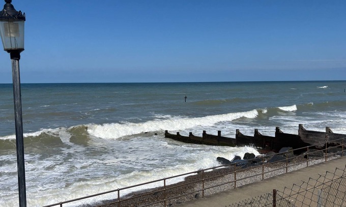 Sheringham Apartment | Exceptional 1-Bed Apartment in Sheringham with Breakfast