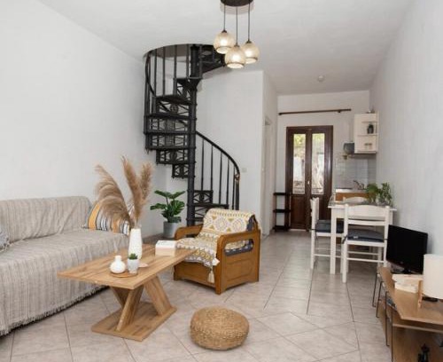 Sigri House | Seafront & Sunsets Sigri House