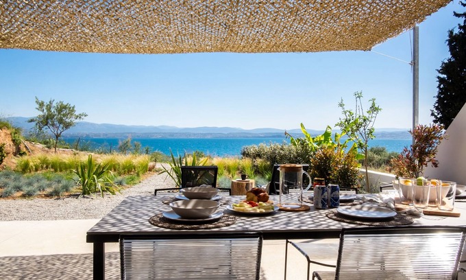 Eretria House | Seafront Villa with Private Beach & Top-Rated Amenities