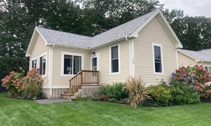 Seaglass Village Cottage | Relax at Seaglass Village Cottages - Family-Friendly Getaway