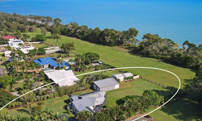 Dundowran Beach House | Seagrass: Waterfront Retreat with Ocean Views & Pet-Friendly