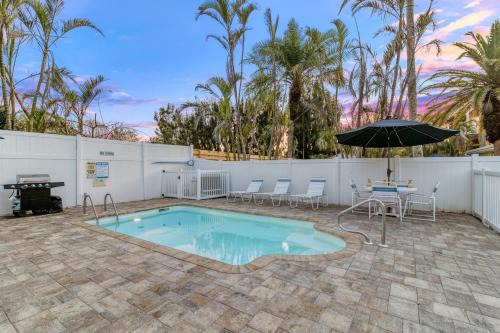 Siesta Key House | Seahorse Cabana - 4-Star Poolside Retreat with Top Ratings