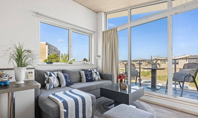 Wendtorf House | Seahorse: Ocean View Retreat with Pool and Spa Amenities