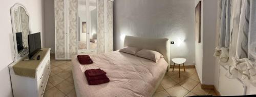 Sestri Ponente Bed & Breakfast | Cozy Seal Home: Pet-Friendly Retreat with Spa & Hot Tub