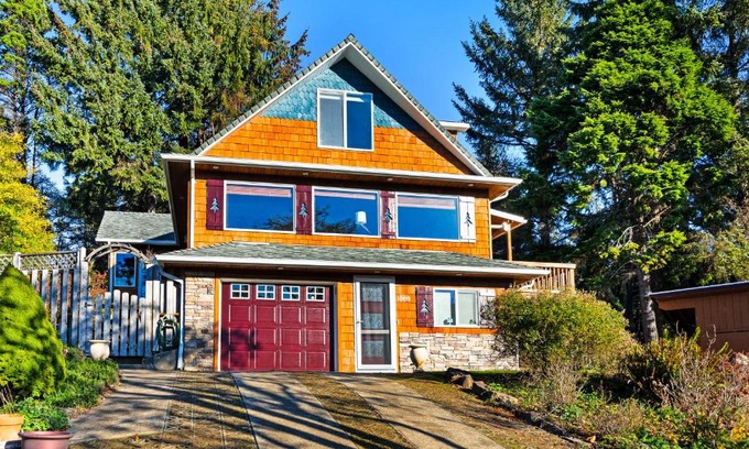 Seal Rock House | Discover Seal Rock Getaway: Family-Friendly Retreat with Hot Tub