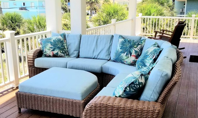 Toilla Segunda House | Unforgettable Sealife Beach Getaway with Spa & Ocean Views