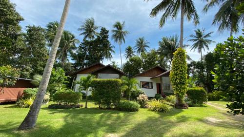 Thong Krut House | Highly Rated Sean Sabai Home e Ristobar with Restaurant