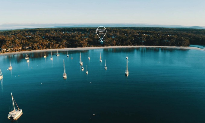 Callala Bay House | Seannsail: Oceanfront Stay Steps from Jervis Bay's Beauty