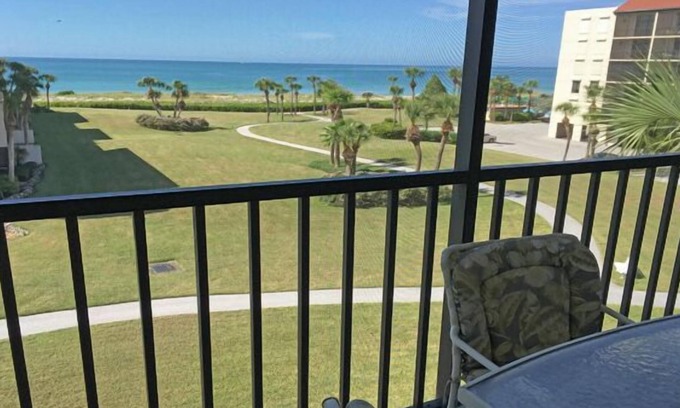 Longboat Key Condo | Seaplce G7-405 by FVC