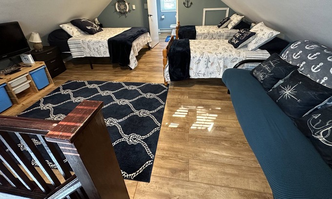 Brigantine Cottage | SEAS THE DAY IN BRIGANTINE-BEACH BLOCK COTTAGE- 5 HOUSES TO BEACH FRI-FRI RENTAL
