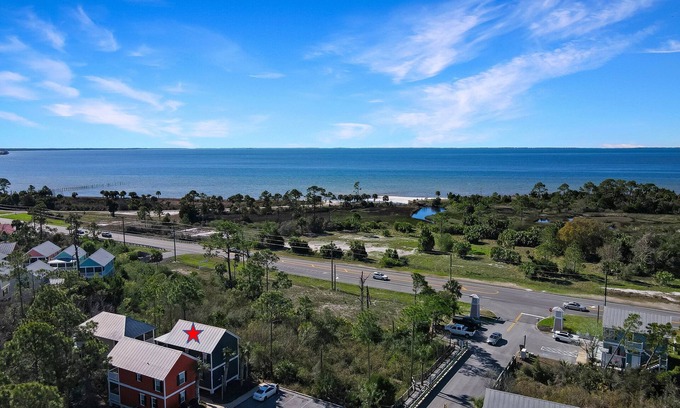 Port St. Joe House | Seas the Day: Pet-Friendly 2BD Cottage with Pools