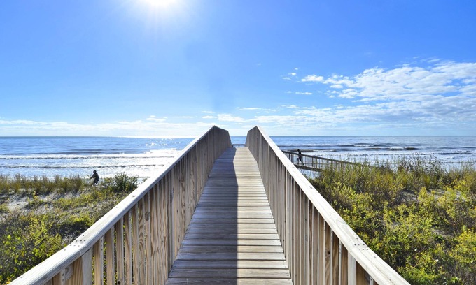 Galveston Condo | Oceanfront Retreat: Seascape 1104 Condo with Pool & Spa